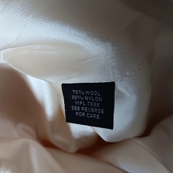 Bromley Collection Wool blend Ladies long Button Down Coat. Size 10 - Picture 8 of 9